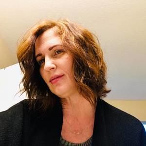 Meet your Posher, Stacy